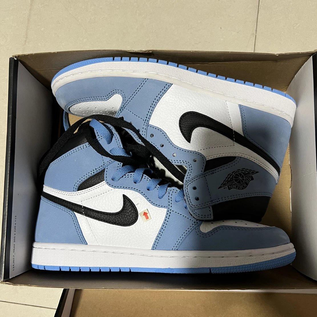 AJ1 University Blue