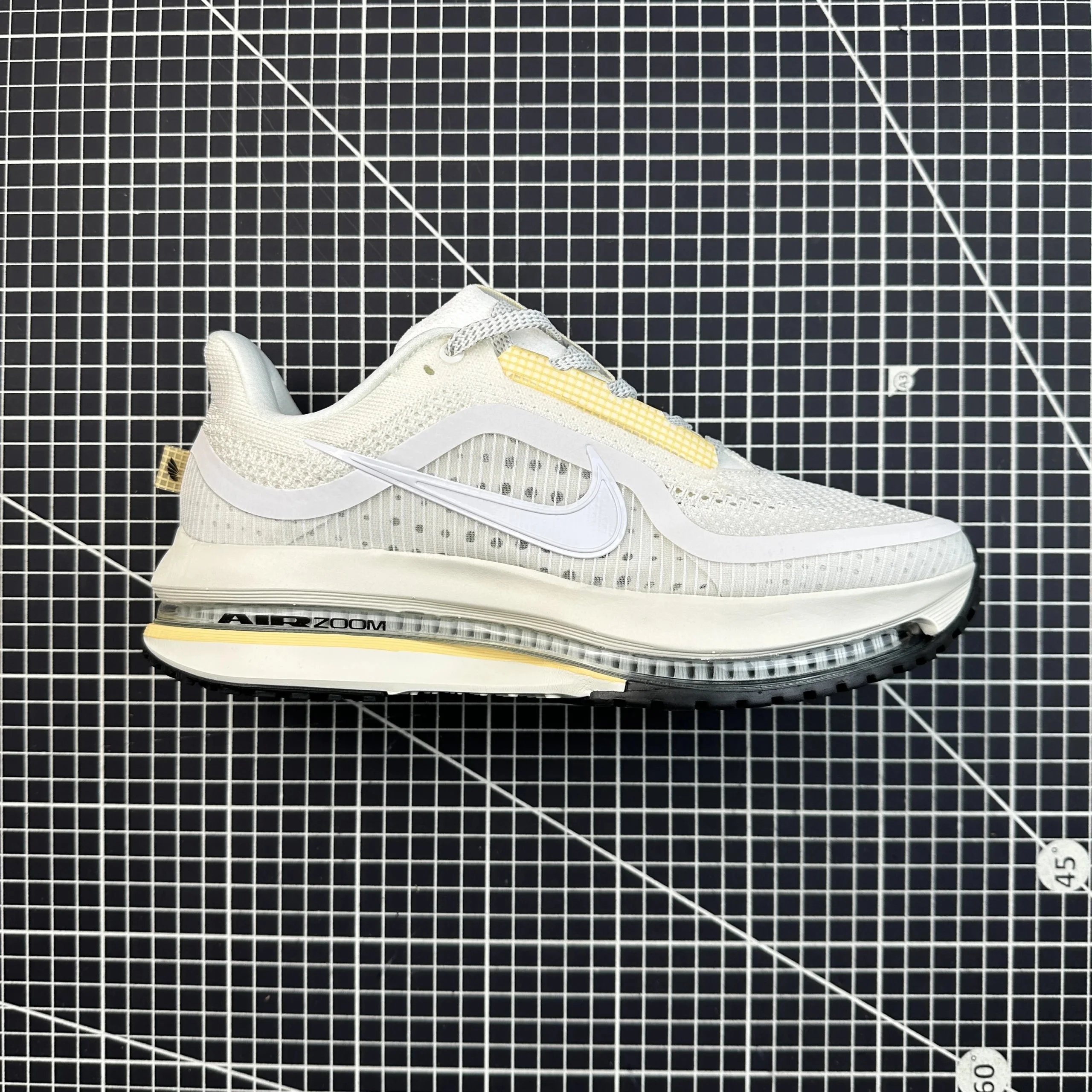 Beige HQ2593-104
