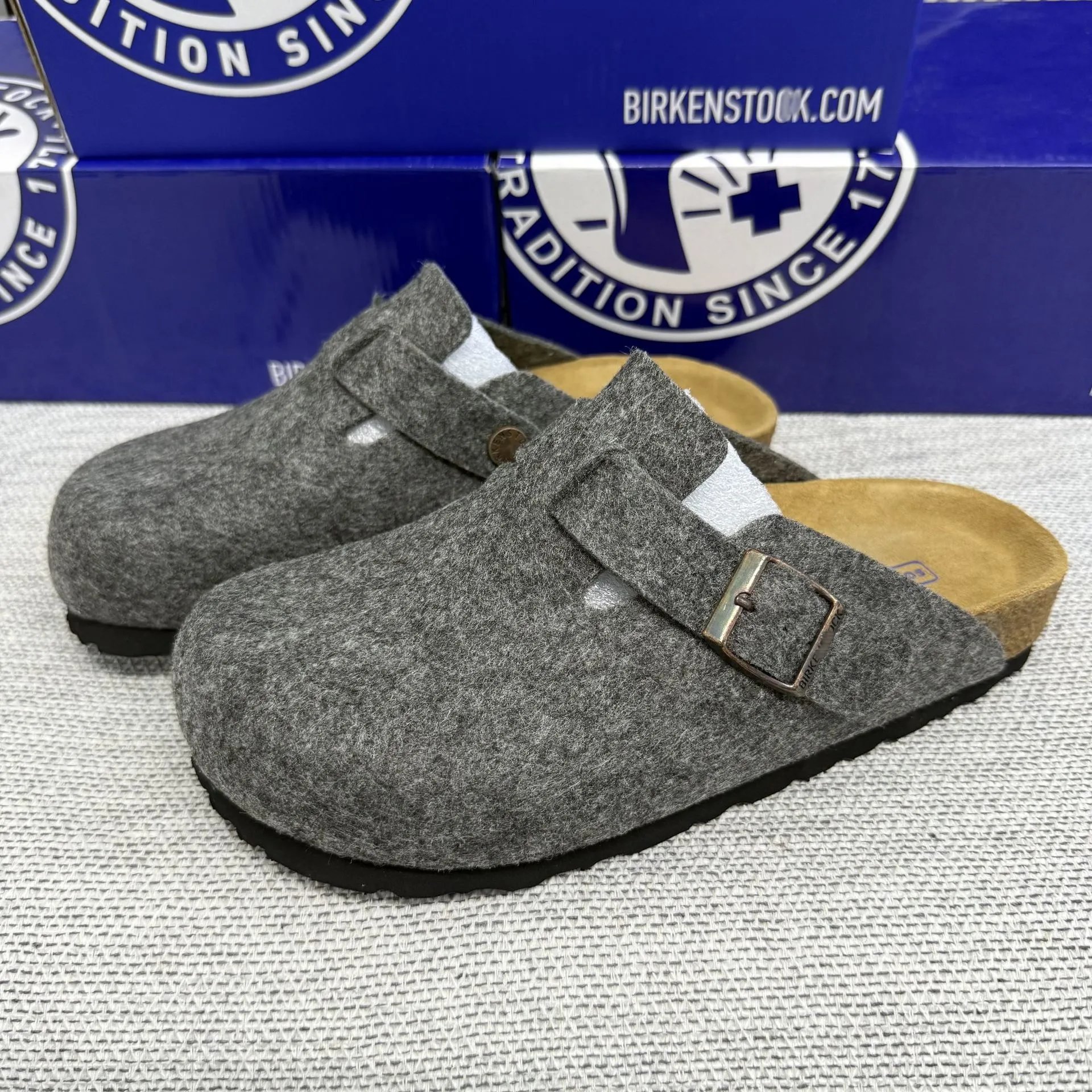 Felt Dark Gray 1