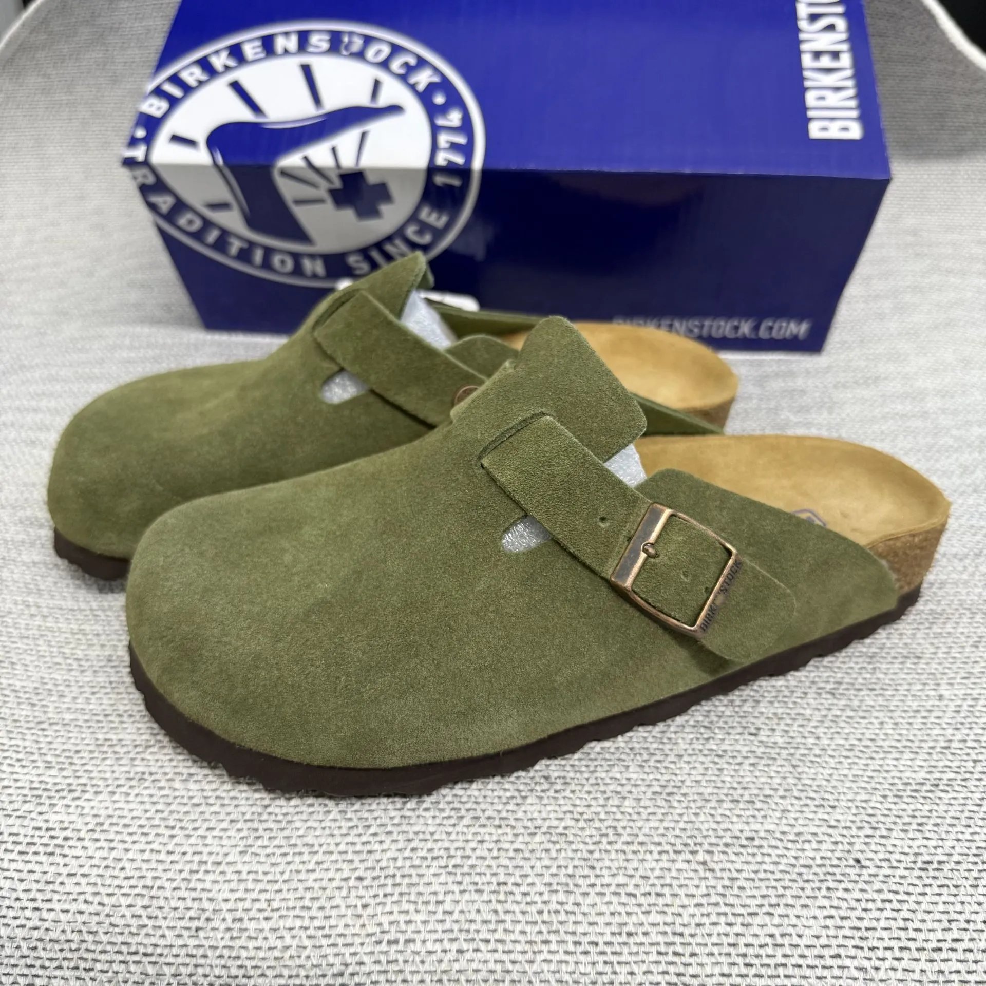 Dark Green 1