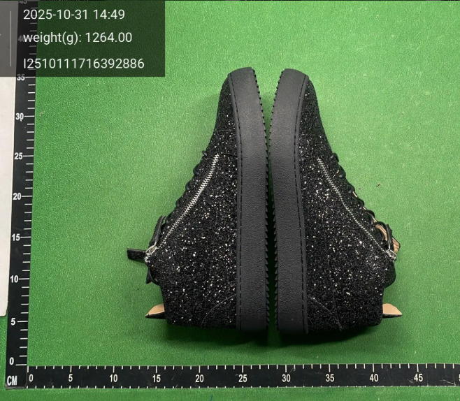 Bottega Veneta Sneakers Metallic mesh-paneled lace-up image 6