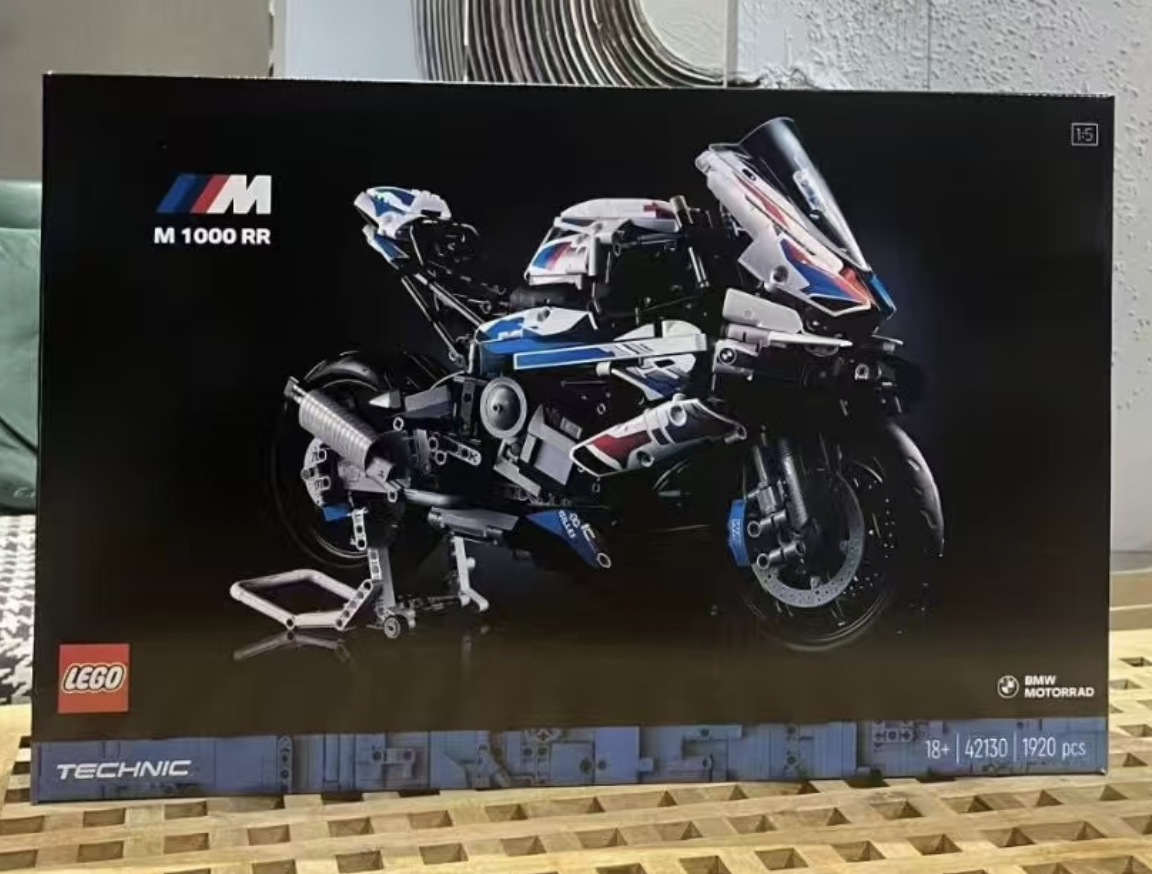 logo(BMW M1000RR)