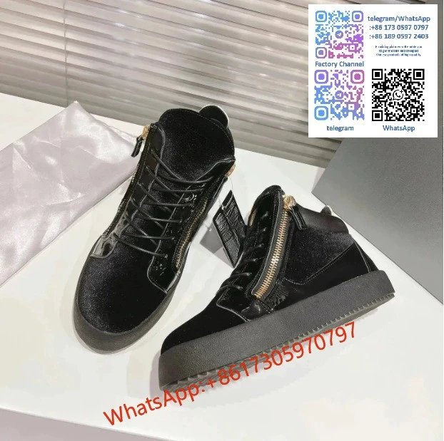 Bottega Veneta Sneakers Metallic mesh-paneled lace-up — 39