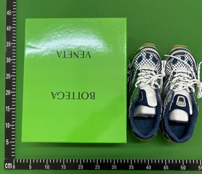 Bottega Veneta Sneakers Metallic mesh-paneled lace-up image 13
