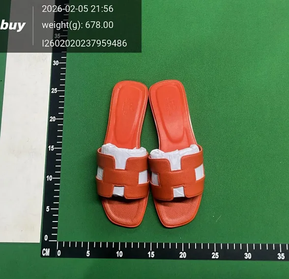 Hermès Sandals Oran H Slide product detail image 8