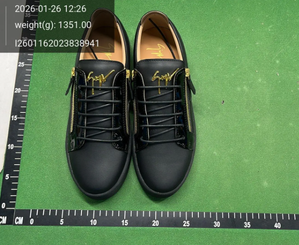 Bottega Veneta Sneakers Metallic mesh-paneled lace-up image 4