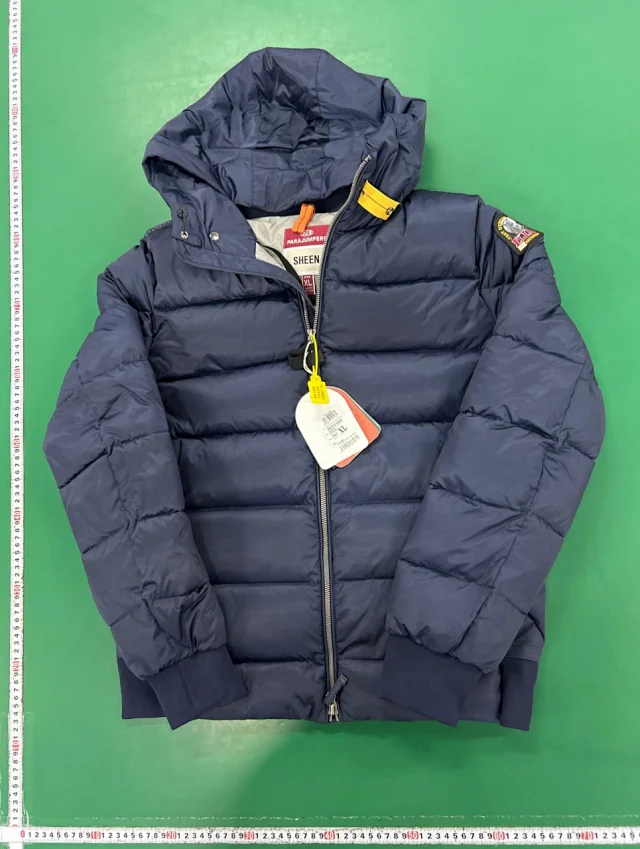 Parajumpers Down Jackets Hooded quilted puffer jacket product detail image 4