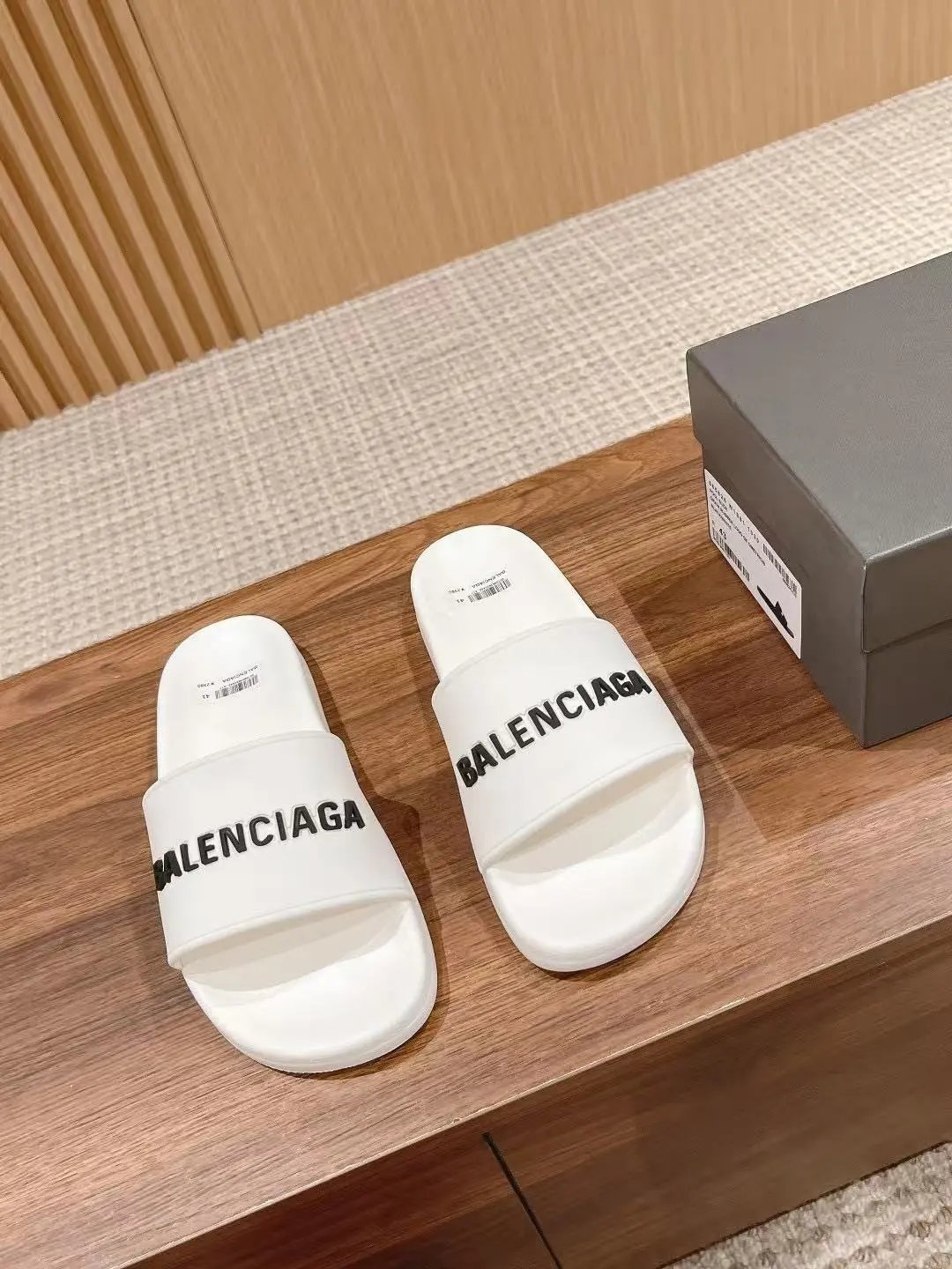 Balenciaga Leopard Fur Slides 10