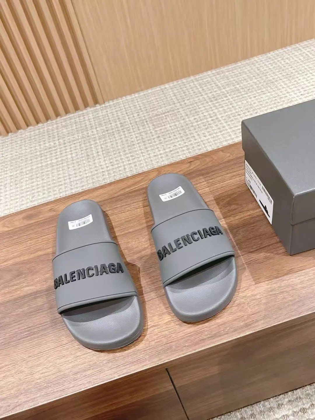 Balenciaga Leopard Fur Slides 9