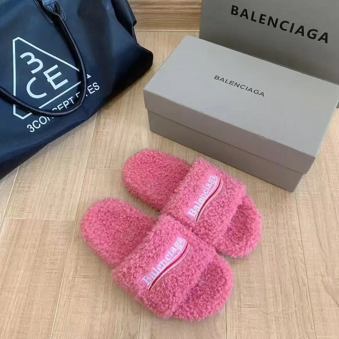 Balenciaga Slippers Fuzzy Logo Slide — Pink