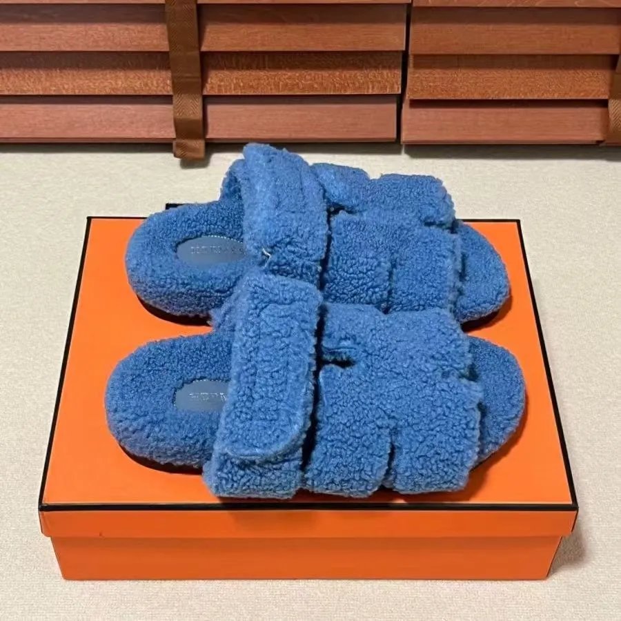 Balenciaga Slippers Fuzzy Logo Slide — Style 22