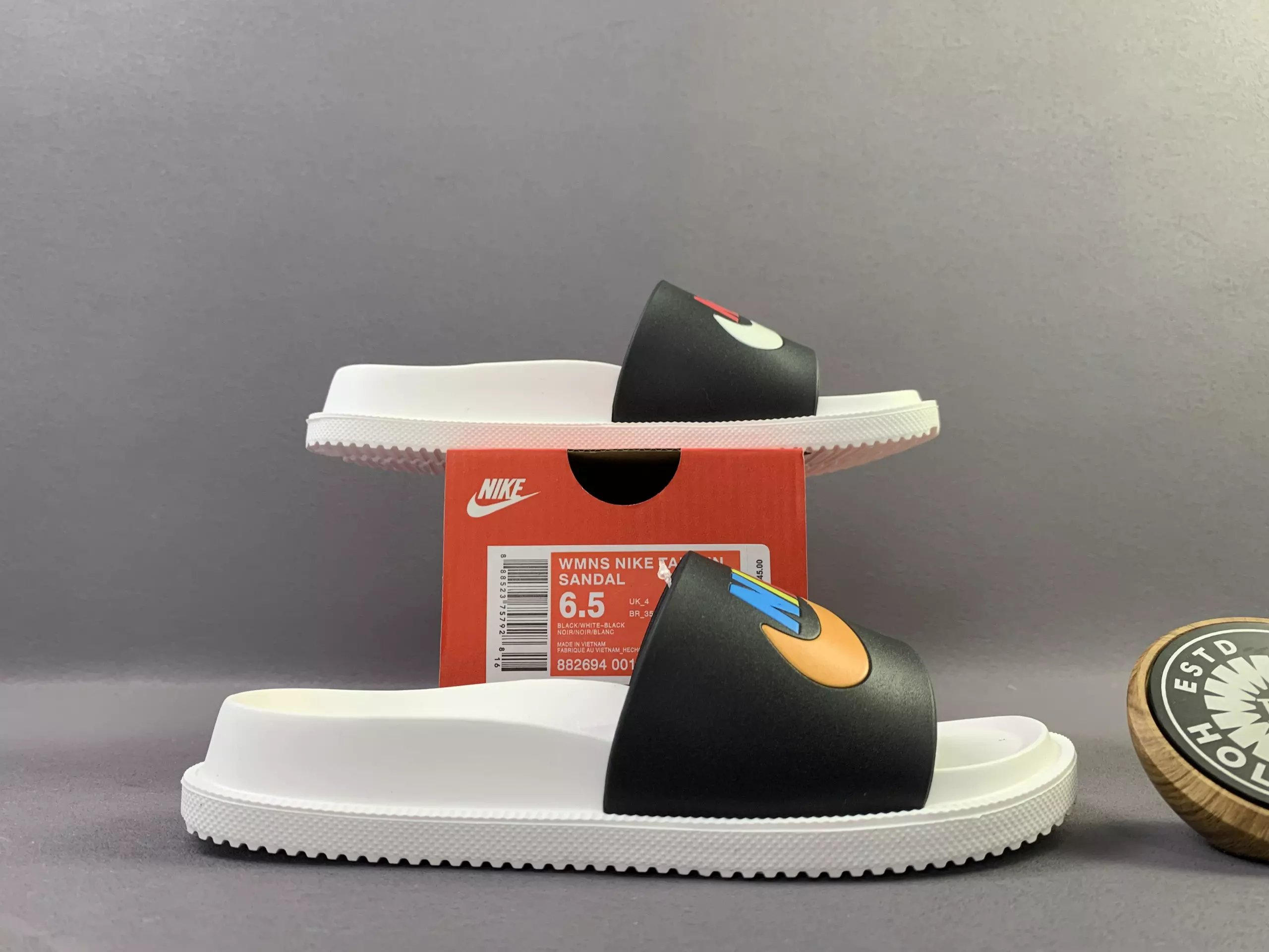Off-White x Nike Tanjun Sandal White Slippers - 7
