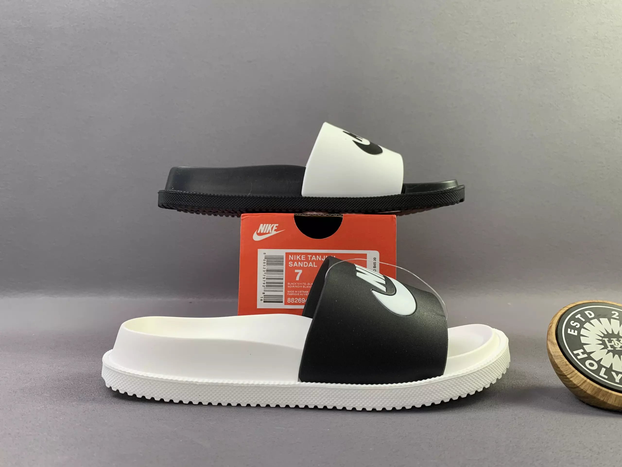 Off-White x Nike Tanjun Sandal White Slippers - 6