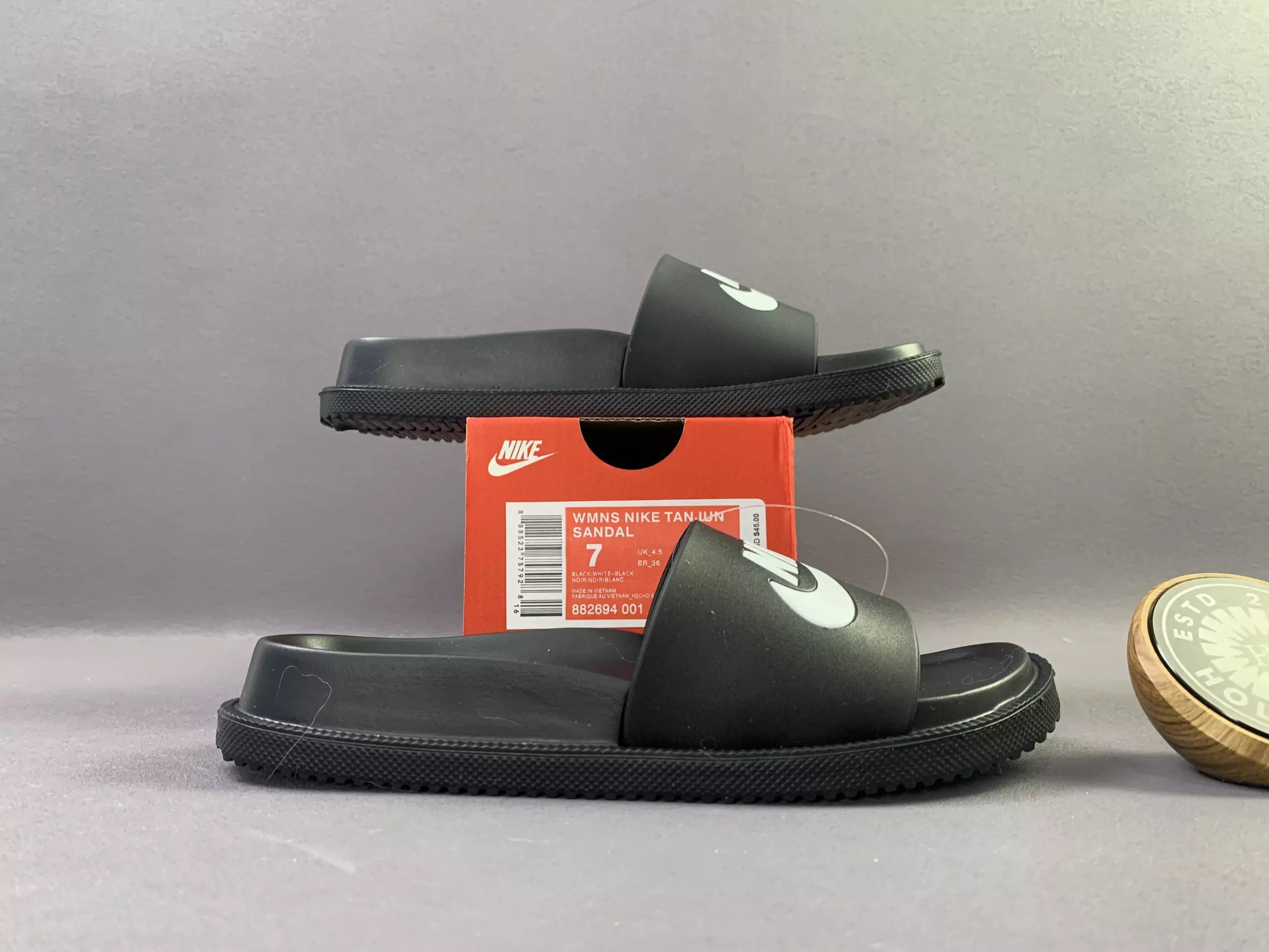 Off-White x Nike Tanjun Sandal White Slippers - 8