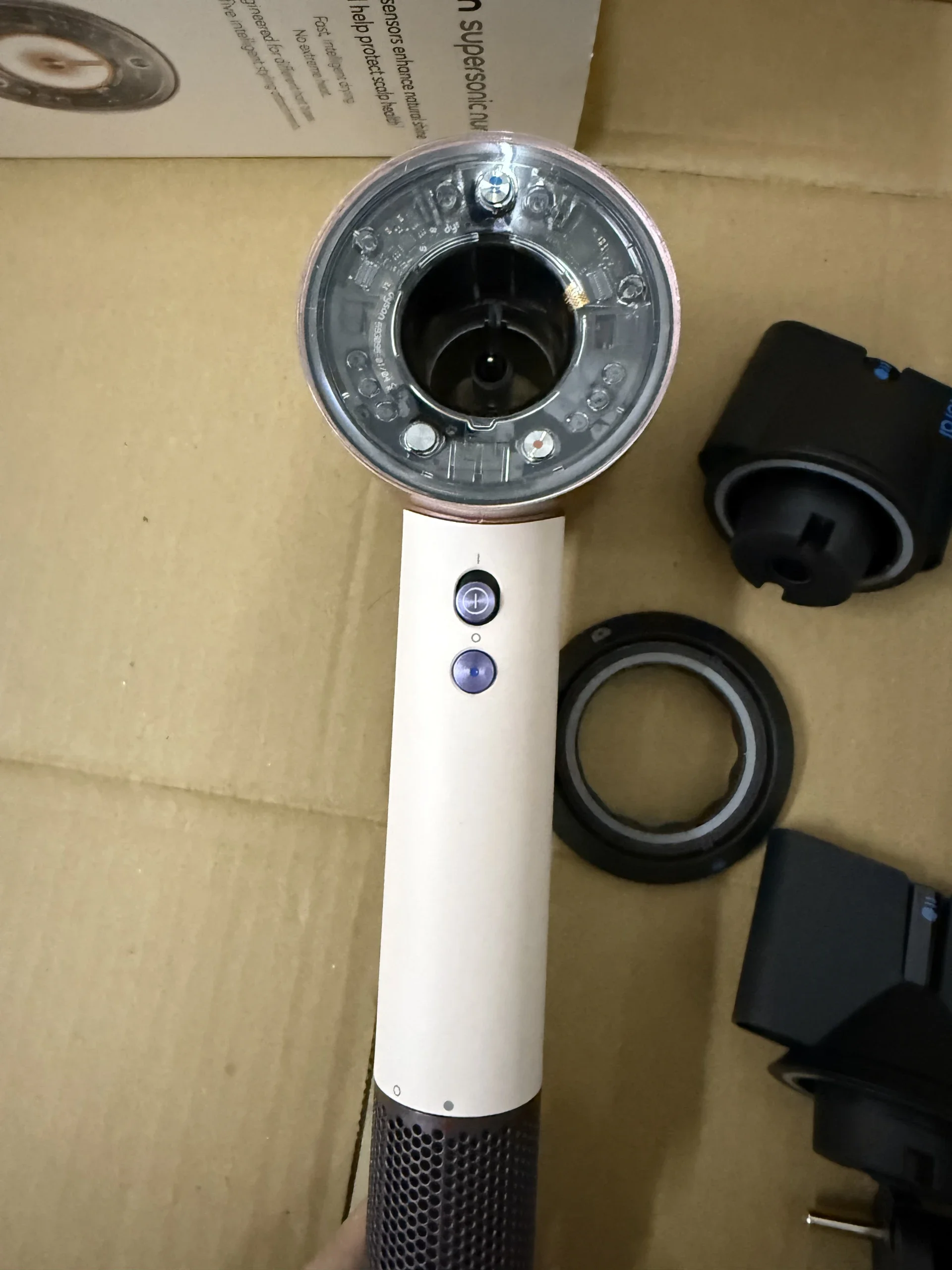 Dyson Hd 16