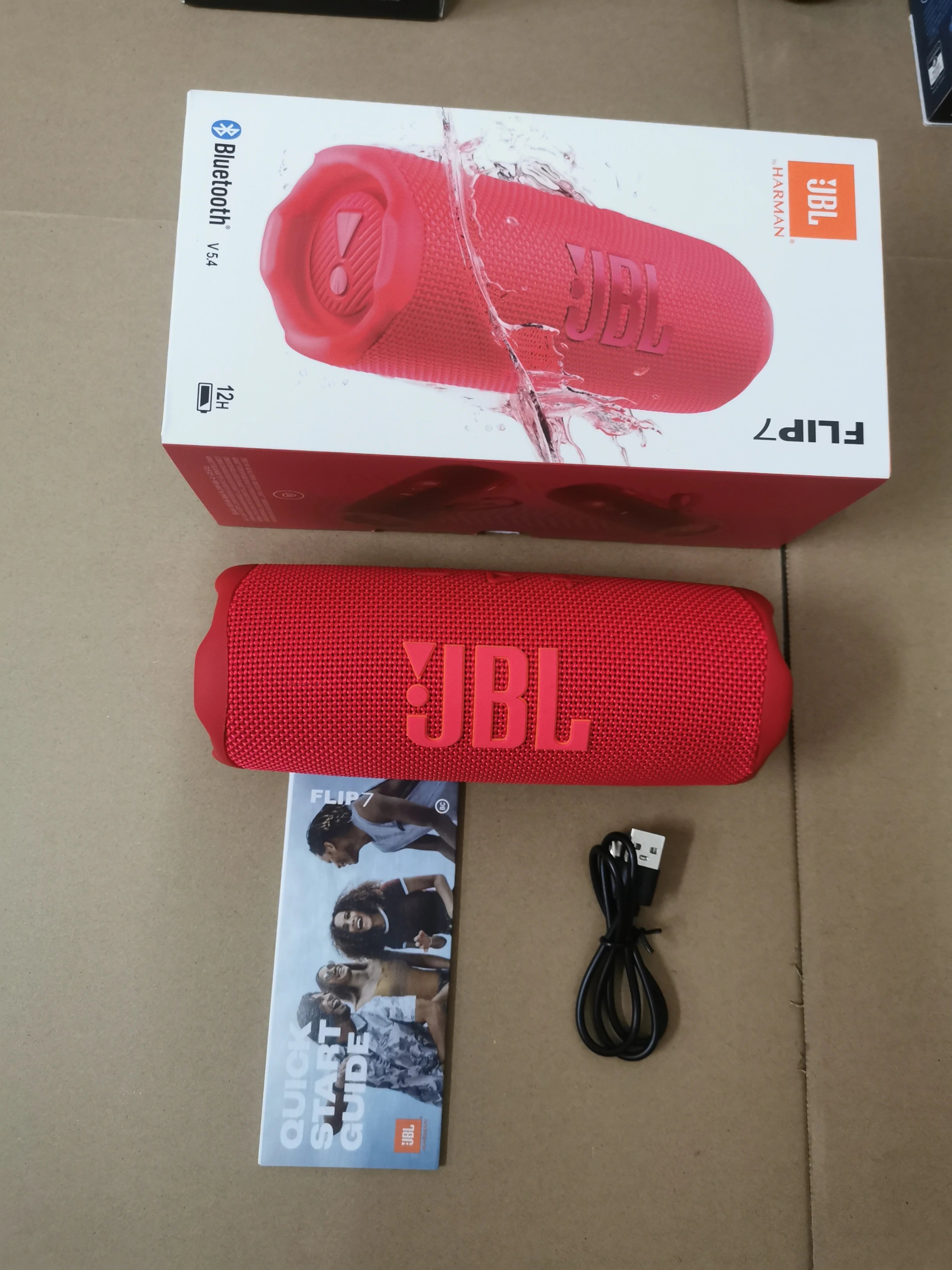 JBL Flip 7 Black Portable Bluetooth Speaker