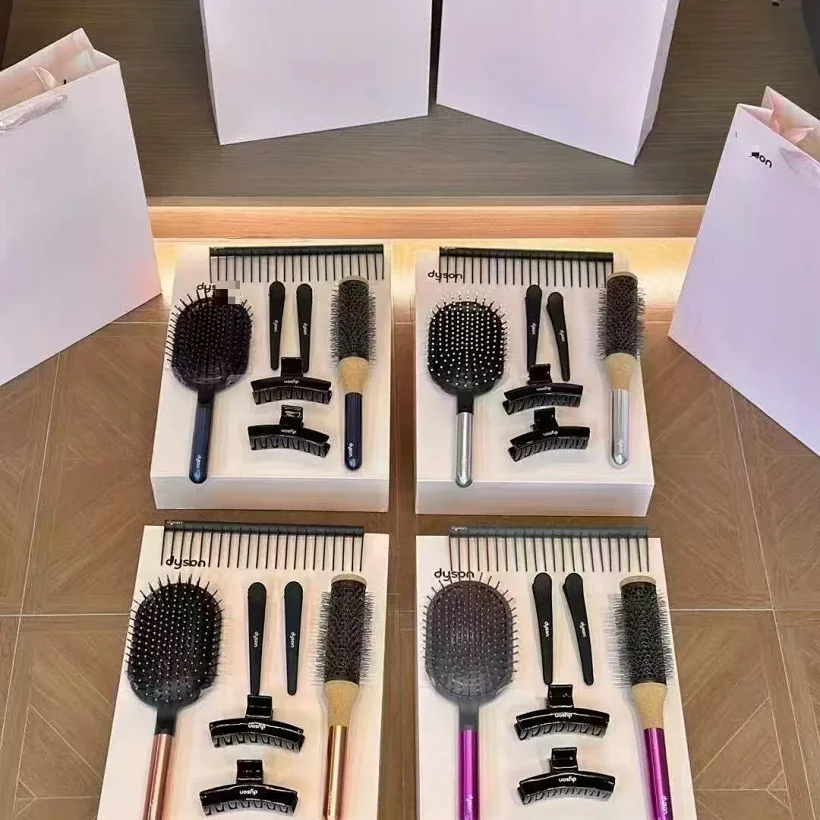 Dyson Comb-2