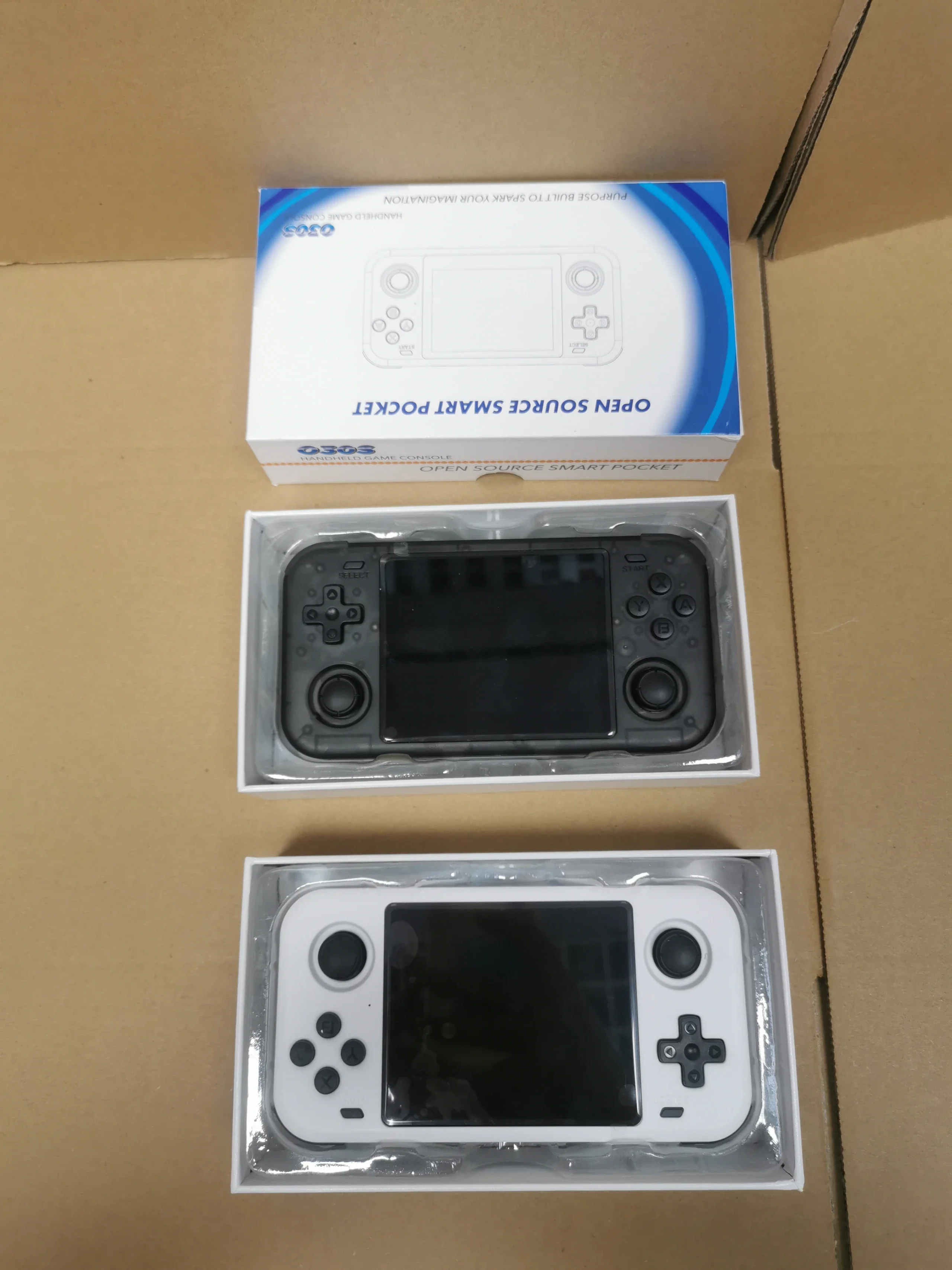 O30S open source handheld game console