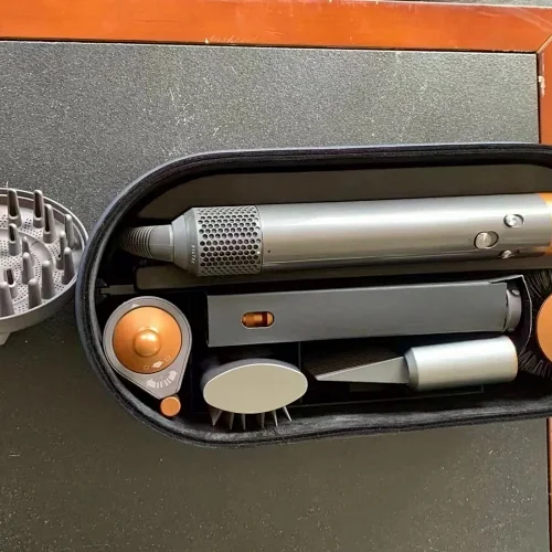 Dyson Hs 07