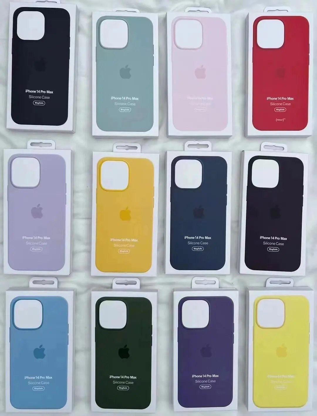 DX67 iPhone 14 Silicone Case
