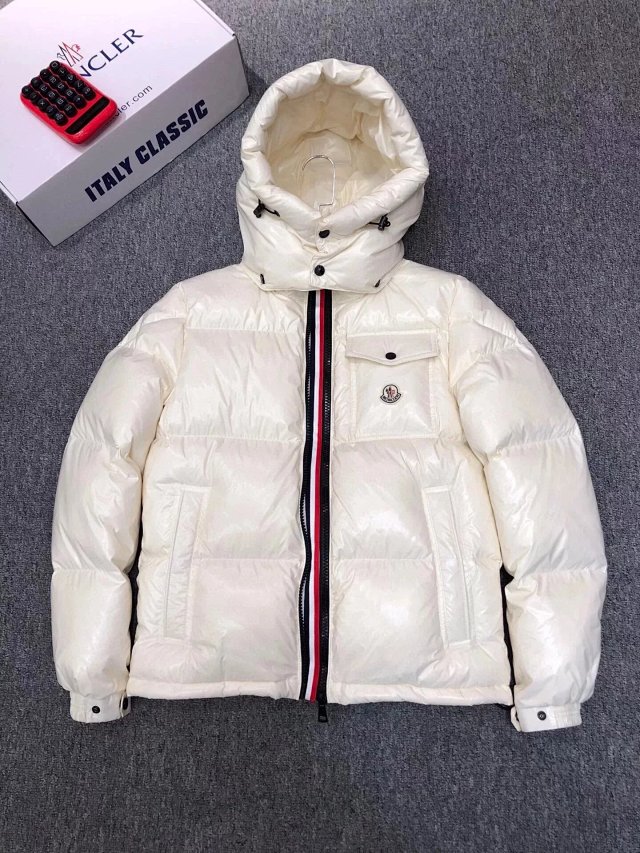 Moncler Puffer Jacket: seller detail photo 8