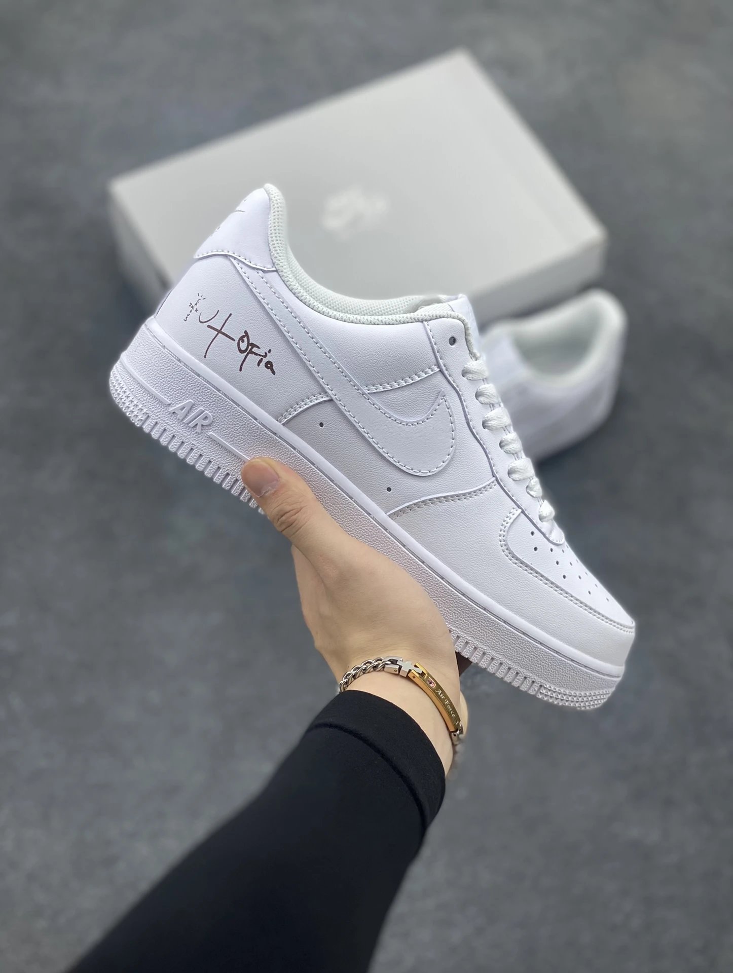 Travis Scott AF1