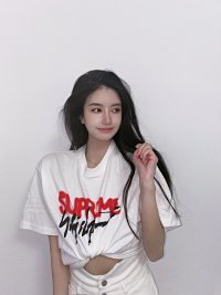 supreme tee — seller photo 5