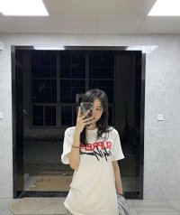 supreme tee — seller photo 4