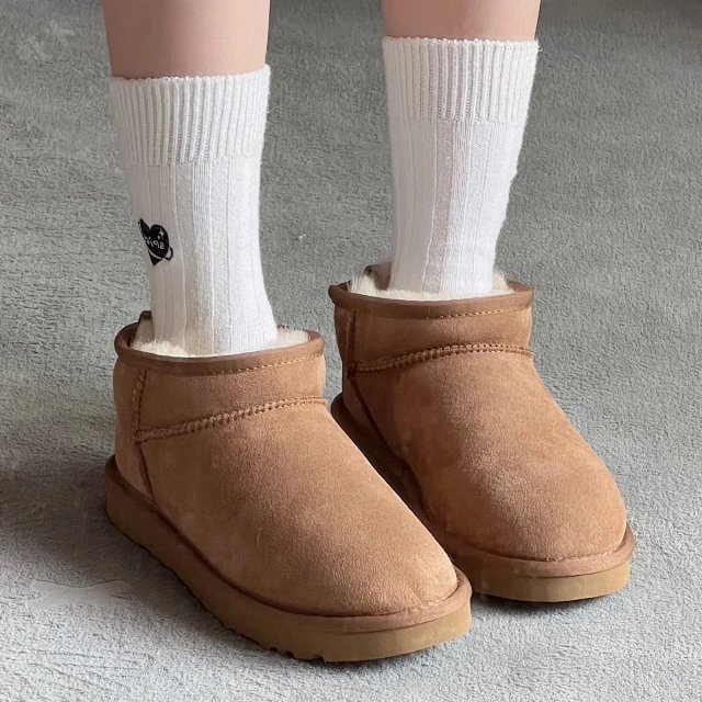 Ugg Boots: seller detail photo 4