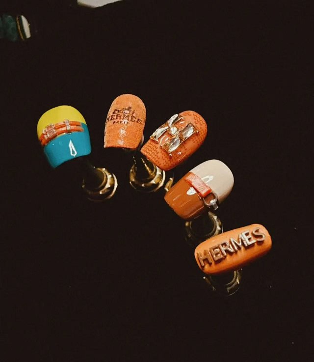 Hermès Nail Art: seller detail photo 6