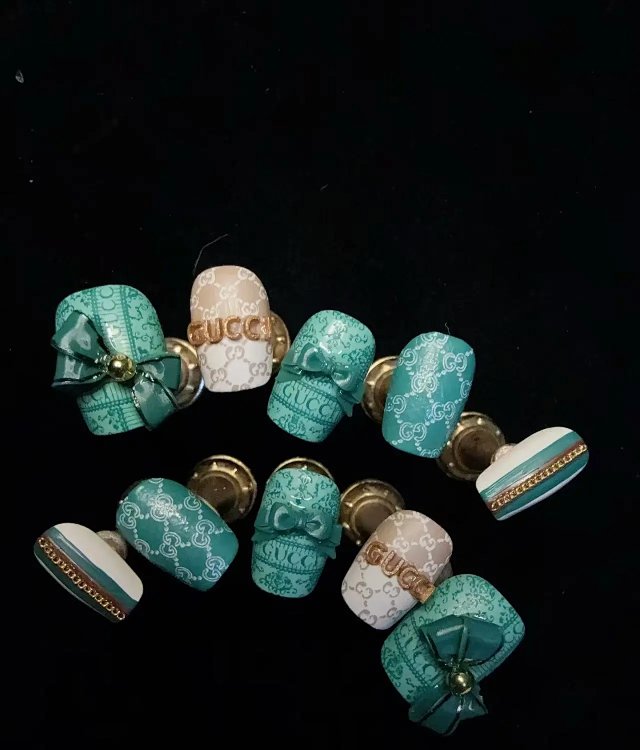 GUCCI Nail Art: seller detail photo 4