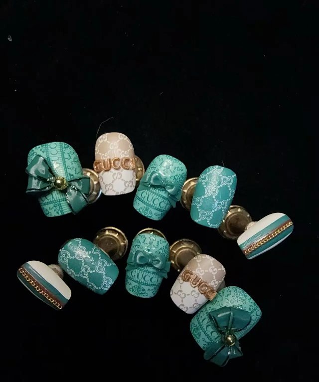 GUCCI Nail Art: seller detail photo 3