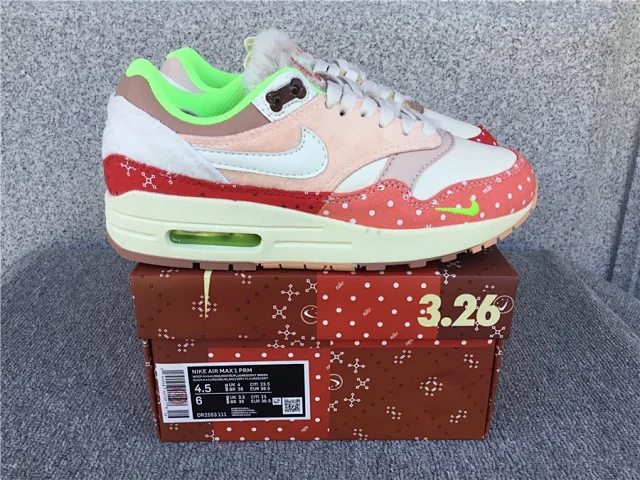 Nike Sneakers Air Max 1 product detail image 13