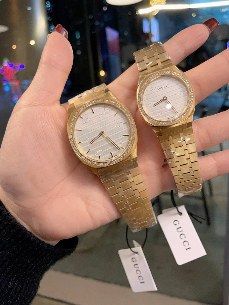 Gucci 38mm 30mm Watch
