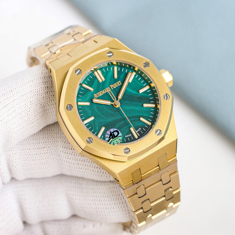 TW 37mm Watch