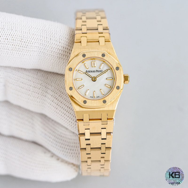 Watch from Guangzhou Xintai