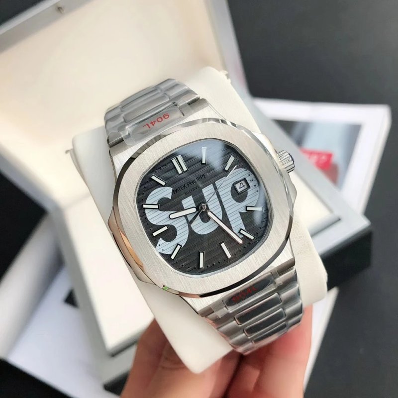 GD Supreme 40mm Watch