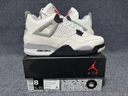 thumbnail for 东莞纯原工厂 非莆田工厂 AJ4 白水泥 最后几十双 卖完无补下单默认不退换