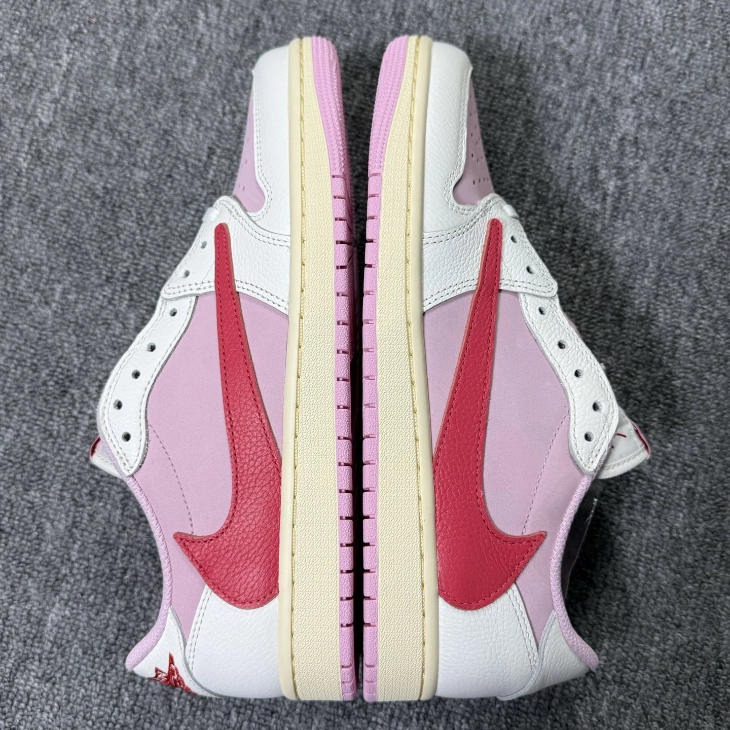 Pink Hook
