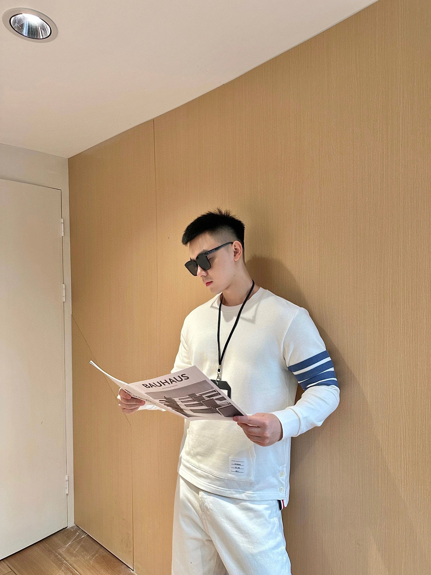 Thom Browne Four-Stripe Crewneck Sweatshirt White - 15