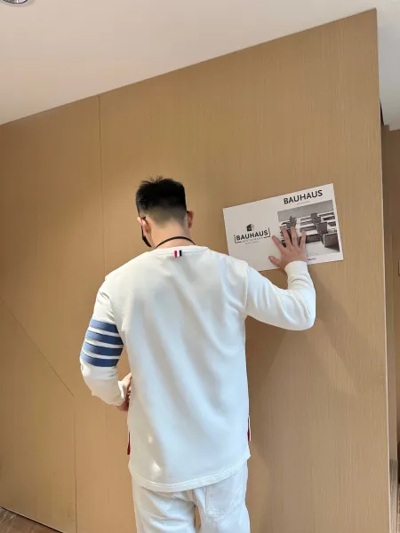 Thom Browne Four-Stripe Crewneck Sweatshirt White - 16