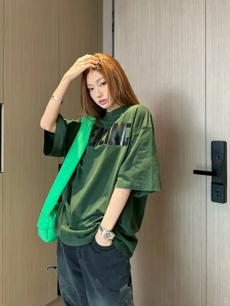 Balenciaga Logo Print Off-White T-Shirt - 77