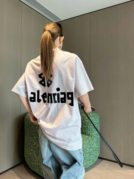 Balenciaga Logo Print Off-White T-Shirt - 83