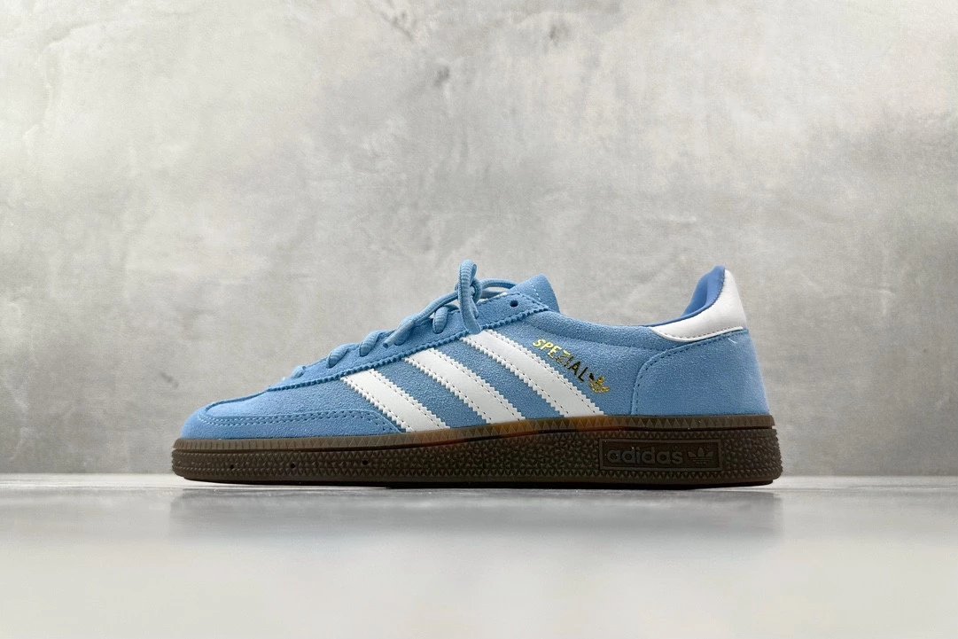 Spzl White/Blue Style No.: BD7632