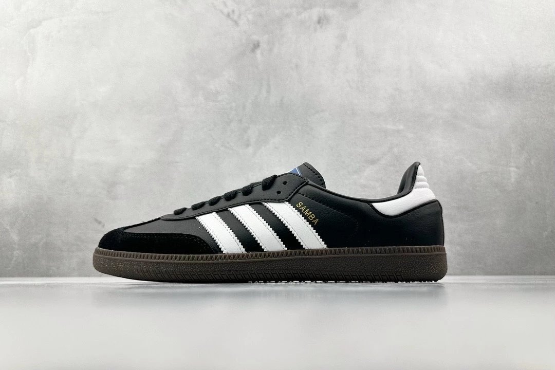 OG Black/White Style No.: B75807