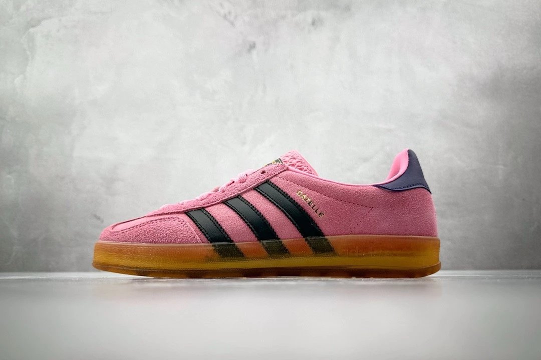 Jelly Pink/Black Style No.: IE7002