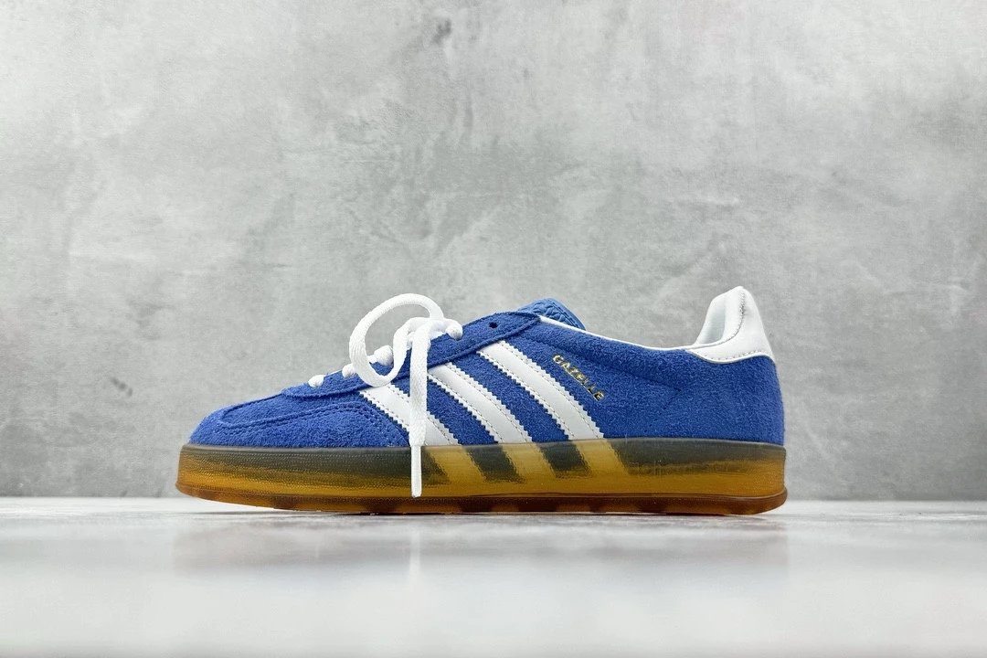 Jelly White/Blue Style No.: HQ8717