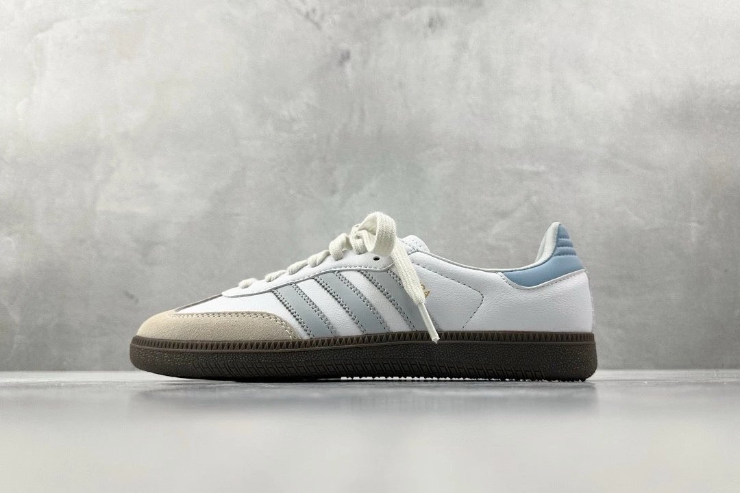 OG White/Blue Style No.: ID2055