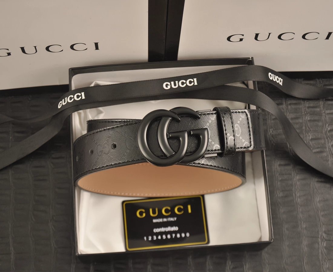 GUCCI belt