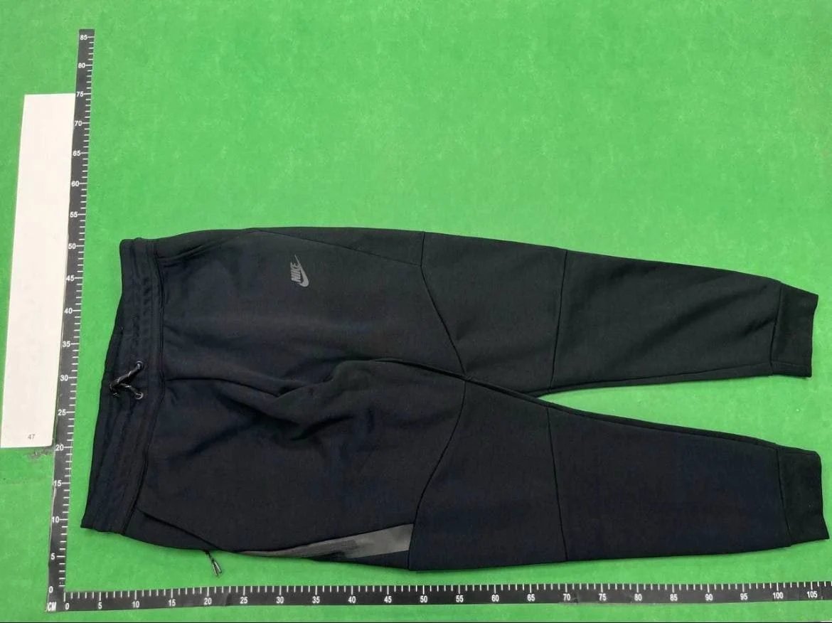 Nike Tech Fleece Joggers Black Sweatpants - 1